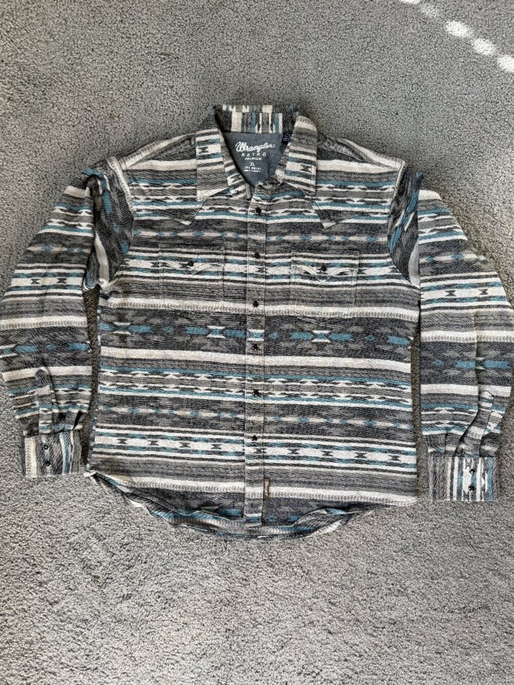 Wrangler Retro Premium Southwestern Pearl Snap Flannel XL - Excellent Condition